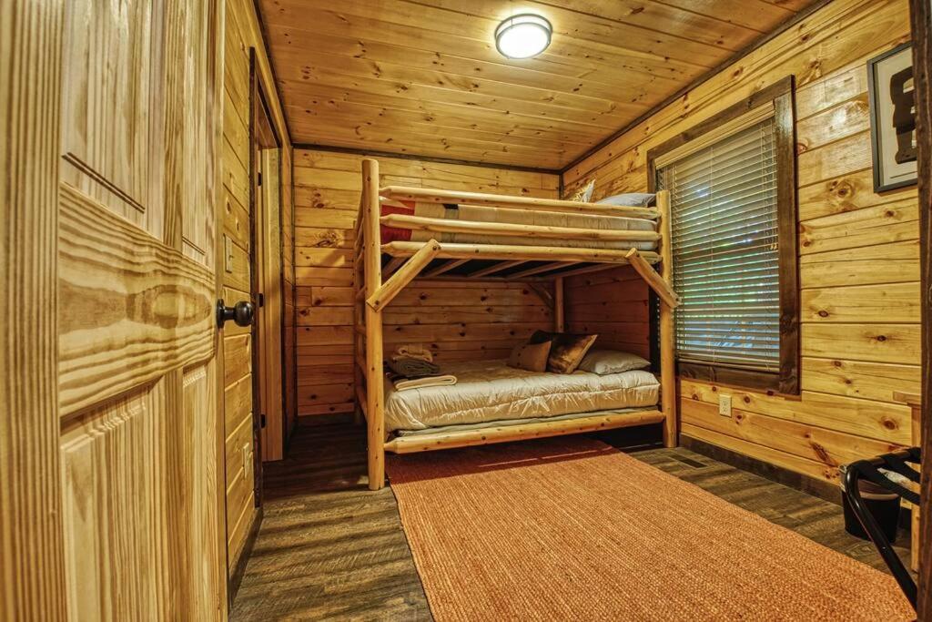 Adventure Retreat/Cabin/Pool+Hot Tub/Game Room+Theater Sevierville Buitenkant foto
