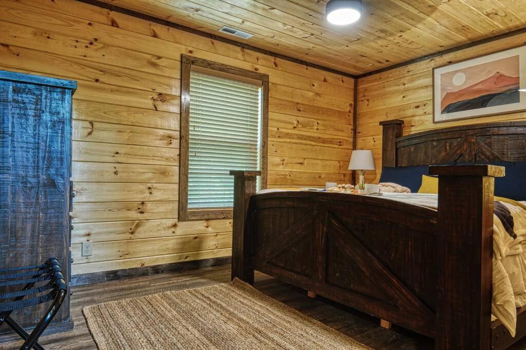 Adventure Retreat/Cabin/Pool+Hot Tub/Game Room+Theater Sevierville Buitenkant foto