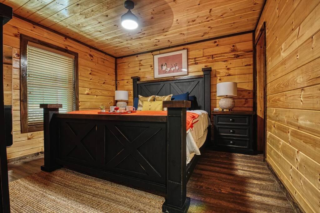 Adventure Retreat/Cabin/Pool+Hot Tub/Game Room+Theater Sevierville Buitenkant foto